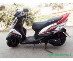 Yamaha ray z 113cc scooty on sale at kathmandu