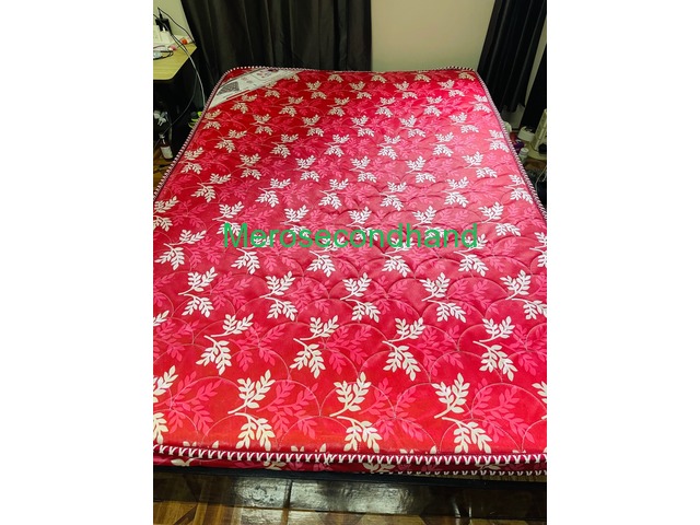 Double bed mattress - 1/5