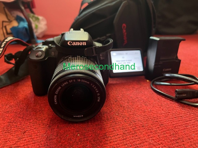 Cannon 700D with Original Charger,Battery and Bag - 2/4