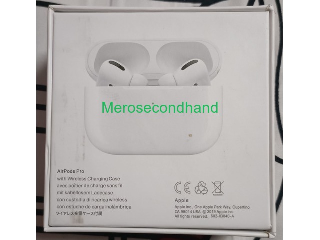 Apple Airpods Pro (2nd Generation) for Sale - 2/4