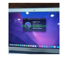 Macbook Air 2017 - Image 1/3