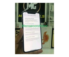 xs max WhatsApp no 9865501811