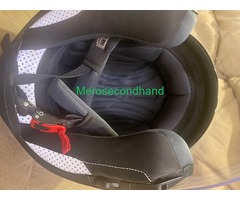 Helmet royal enfield new used once and after that never used perfect condition580 mm is the helmet - Image 5/5