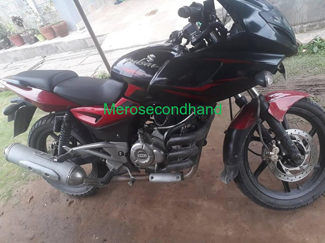 Pulsar 220 price