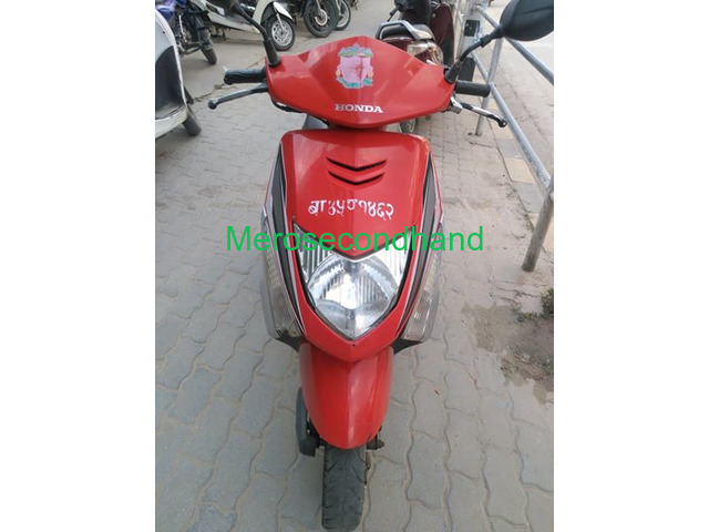 Secondhand used fresh dio scooter on sale at kathmandu nepal - 1/3