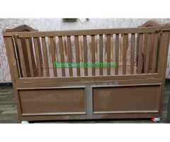 Baby crib - Image 2/2