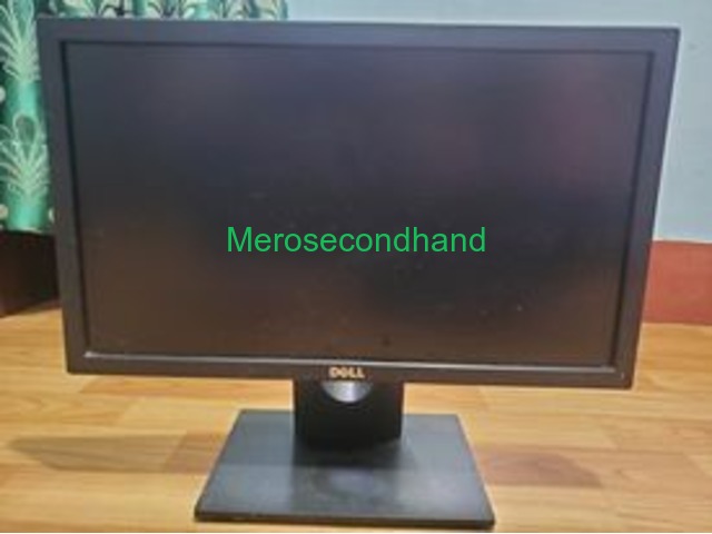 Dell 19 Inch monitor - 1/3